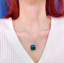 Load image into Gallery viewer, 25ct MUZO Green Emerald (14.9*17.3)
