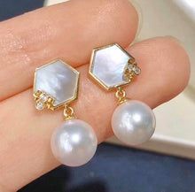 Load image into Gallery viewer, 8-8.5mm Akoya Pearl, Full Round, Pink tones, Almost Flawless
