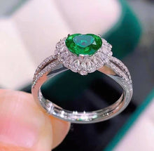 Load image into Gallery viewer, 0.72ct COLUMBIA MUZO MINE, VERDANT Green Emerald
