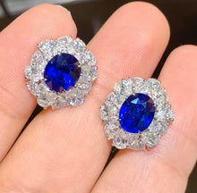 Load image into Gallery viewer, 4.13ct Royal Blue Sapphire
