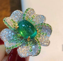 Load image into Gallery viewer, 1.5ct Vivid Green Emerald

