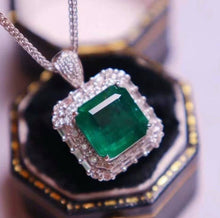 Load image into Gallery viewer, 3.3ct MUZO Green Emerald
