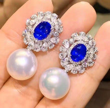 Load image into Gallery viewer, 4.13ct Royal Blue Sapphire
