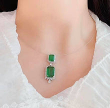Load image into Gallery viewer, 4.5ct Vivid Green Emerald
