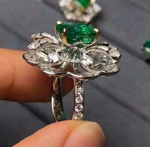 Load image into Gallery viewer, 3.07ct Vivid Green Emerald
