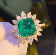 Load image into Gallery viewer, 3.08ct Vivid Green Emerald, INSIGNIFICANT OIL!
