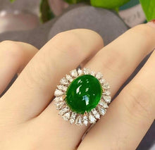 Load image into Gallery viewer, 11.42ct Vivid Green Emerald
