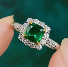 Load image into Gallery viewer, 0.8ct MUZO Green Emerald, INSIGNIFICANT Oil!
