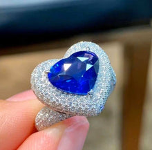 Load image into Gallery viewer, 4.05ct Royal Blue Sapphire
