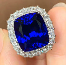 Load image into Gallery viewer, 15.4ct 5A TOP QUALITY Tanzanite
