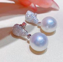 Load image into Gallery viewer, 13-14mm VENUS GRADE Aurora Australian White South Sea Pearl, Full Round, Flawless! THICK nacre!!!

