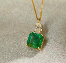 Load image into Gallery viewer, 1.5ct Vivid Green Emerald
