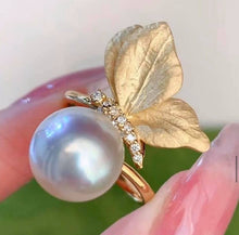 Load image into Gallery viewer, 11mm Australian White South Sea Pearl, Full Round, Flawless
