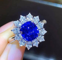 Load image into Gallery viewer, 4.11ct Unheated Royal Blue Sapphire
