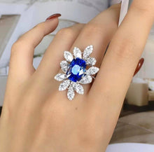 Load image into Gallery viewer, 4.09ct Cornflower Blue Sapphire
