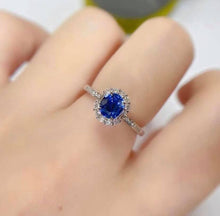 Load image into Gallery viewer, 1ct Blue Sapphire
