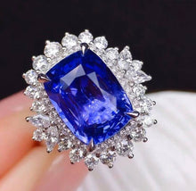 Load image into Gallery viewer, 5.05ct Unheated Color change Sapphire
