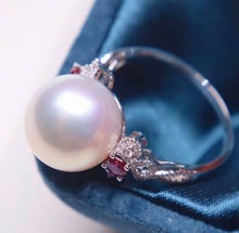 Load image into Gallery viewer, 11-12mm South Sea Pearl, Full Round, Almost Flawless, Excellent Luster
