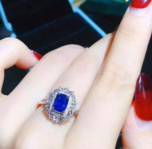 Load image into Gallery viewer, 1.5ct Royal Blue Sapphire
