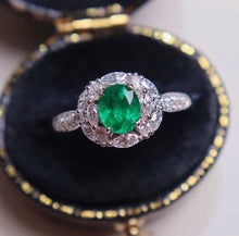 Load image into Gallery viewer, 0.65ct COLUMBIA MUZO Green Color Emerald
