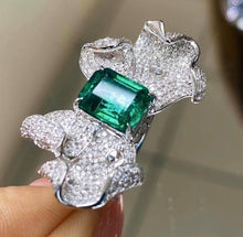 Load image into Gallery viewer, 2.83ct Vivid Green Emerald
