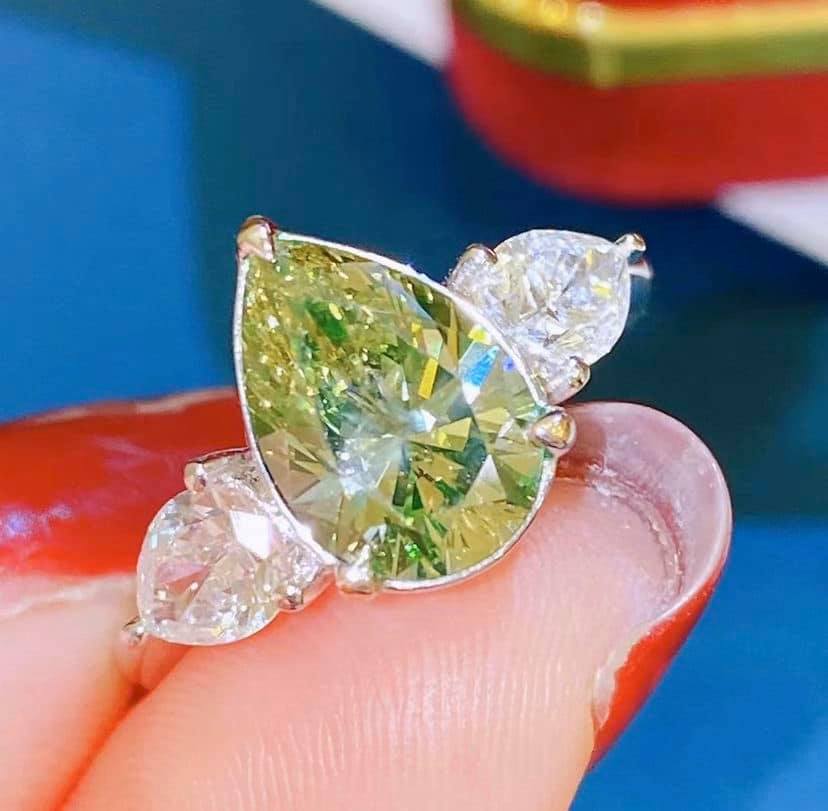 2.02ct BGY Diamond