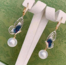 Load image into Gallery viewer, 11-12mm Australian White South Sea Pearl Round, Insignificant Flaw
