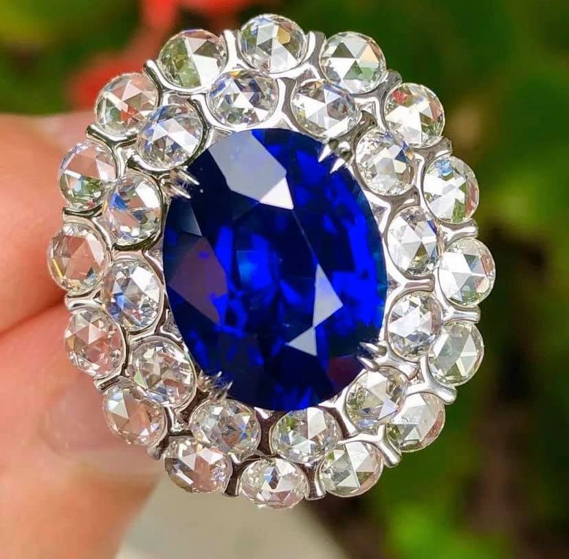 9.38ct Royal Blue Sapphire