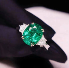 Load image into Gallery viewer, 3.39ct Vivid Green Emerald
