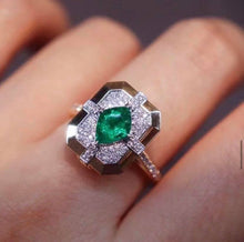 Load image into Gallery viewer, 0.69ct RARE PANJSHIR Vivid Green Emerald (UNIQUE SHAPE)
