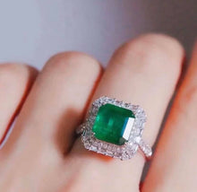 Load image into Gallery viewer, 3.3ct MUZO Green Emerald
