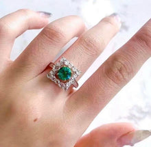 Load image into Gallery viewer, 1ct Vivid Green Emerald, Electric green
