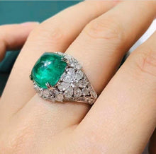 Load image into Gallery viewer, 6.38ct Vivid Green Emerald
