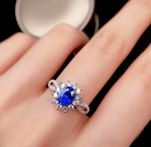 Load image into Gallery viewer, 1.05ct Unheated Cornflower Blue Sapphire
