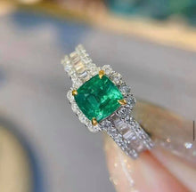 Load image into Gallery viewer, 1ct MUZO Green Emerald
