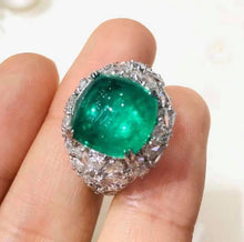Load image into Gallery viewer, 6.38ct Vivid Green Emerald
