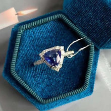 Load image into Gallery viewer, 1.65ct Unheated Blue Sapphire

