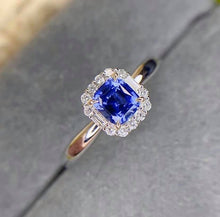 Load image into Gallery viewer, 0.85ct Blue Sapphire
