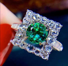 Load image into Gallery viewer, 1ct Vivid Green Emerald, Electric green
