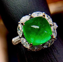 Load image into Gallery viewer, 5.87ct Vivid Green Emerald

