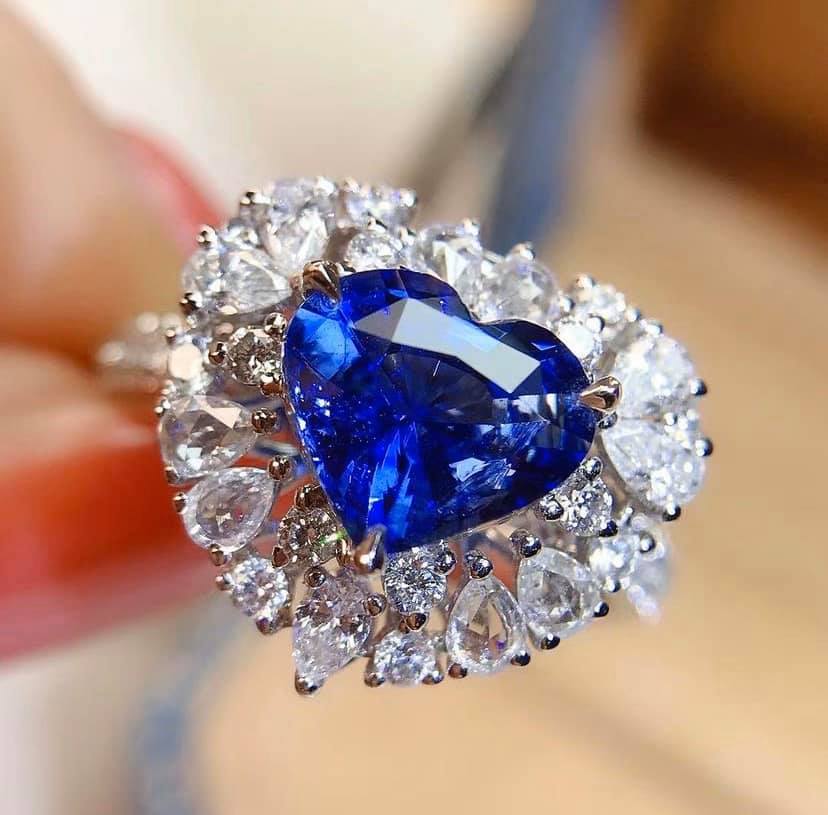 2.1ct Unheated Royal Blue Sapphire