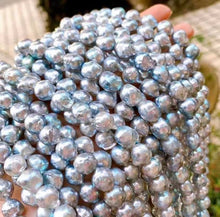 Load image into Gallery viewer, 8-9mm Baroque Madama Color Akoya Pearls (non dyed)
