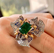 Load image into Gallery viewer, 2.2ct Vivid Green Emerald

