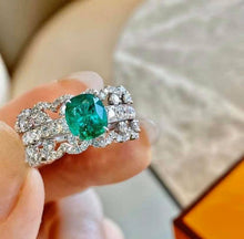 Load image into Gallery viewer, 1.42ct Vivid Green Emerald
