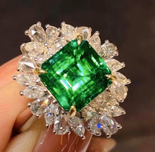 Load image into Gallery viewer, 3.18ct Vivid Green Emerald
