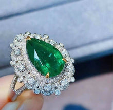Load image into Gallery viewer, 3.05ct MUZO Green Emerald
