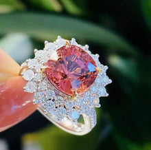 Load image into Gallery viewer, 5.03ct Burma Unheated Spinel! (PADPARADSCHA COLOR!!!!)
