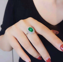 Load image into Gallery viewer, 2.16ct Vivid Green Emerald
