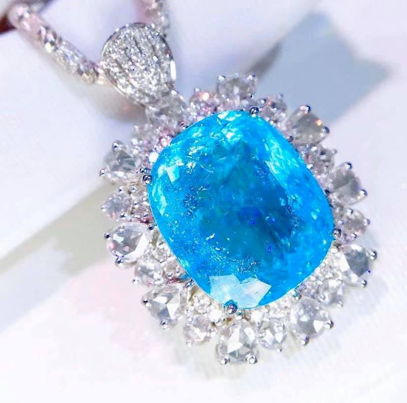 8.8ct Neon Blue Paraiba