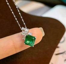 Load image into Gallery viewer, 1.95ct Vivid Green Emerald
